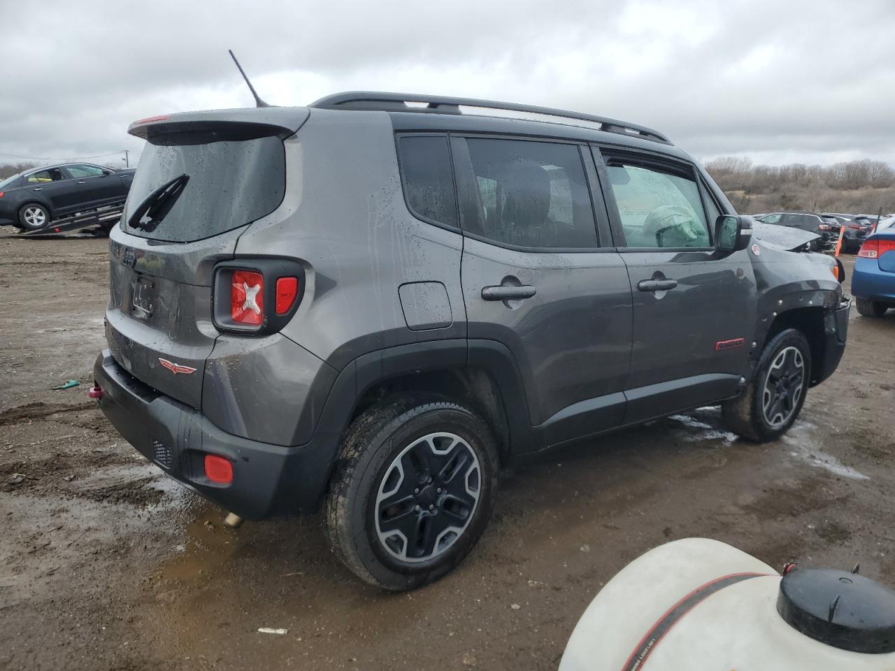 2017 Jeep Renegade - Image 3