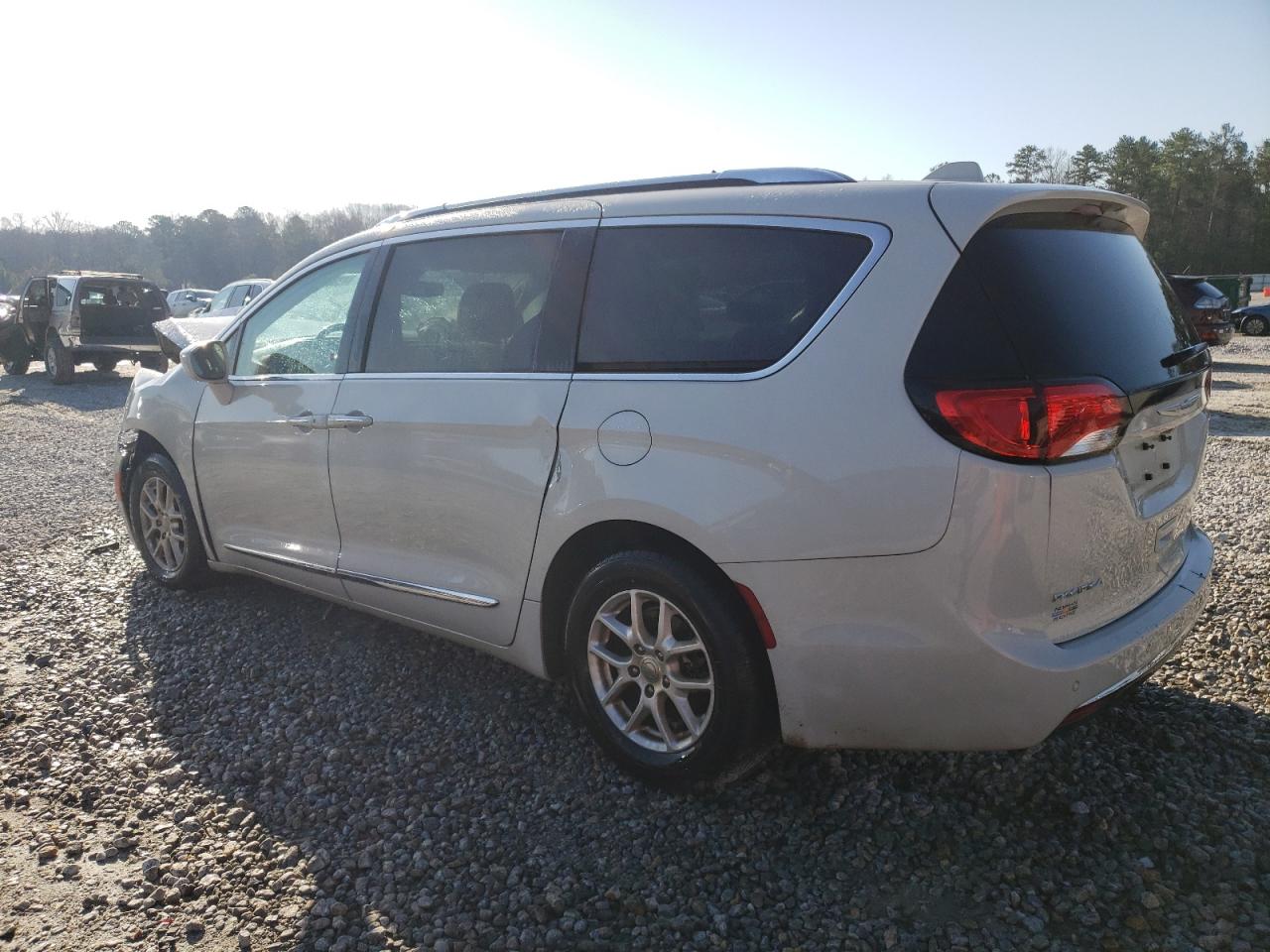 2020 Chrysler Pacifica - Image 2