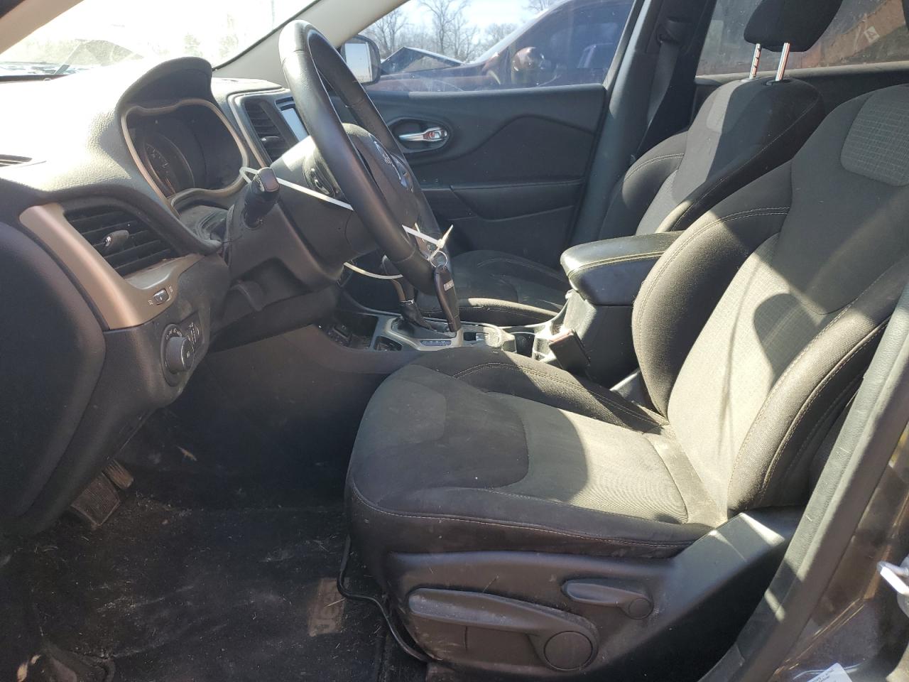 2016 Jeep Grand Cherokee - Image 7