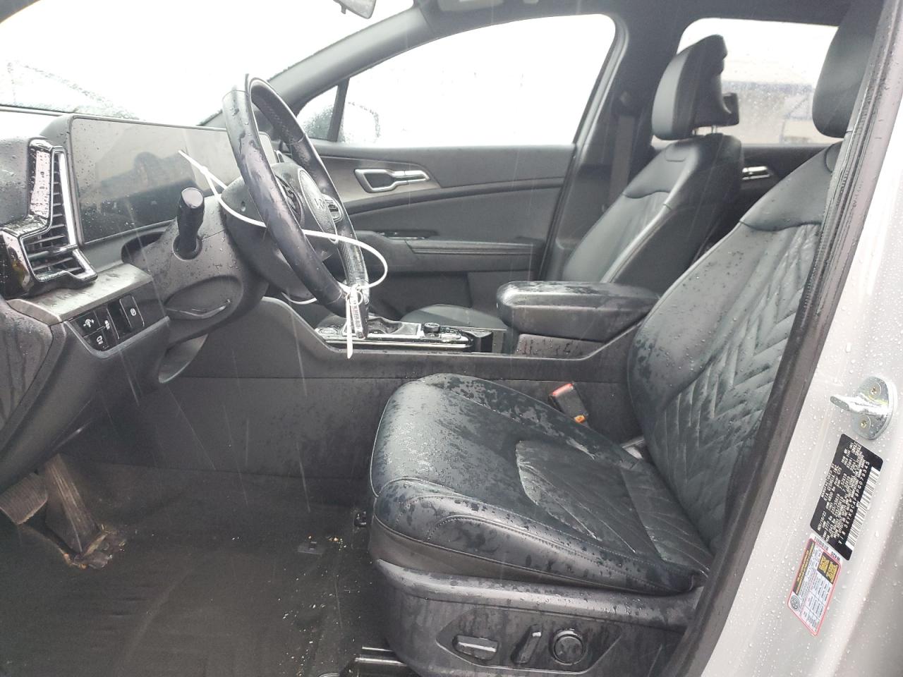 2023 Kia Sportage - Image 7