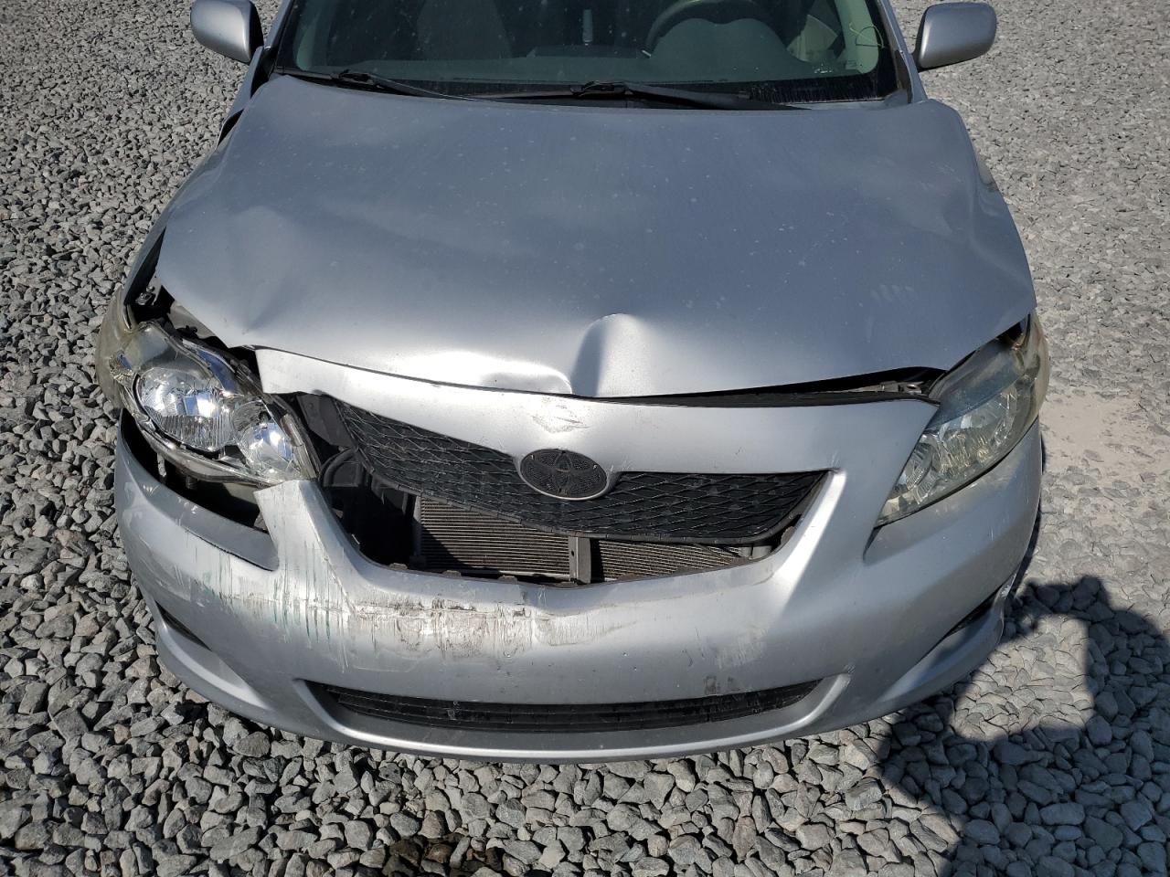2010 Toyota Corolla - Image 12