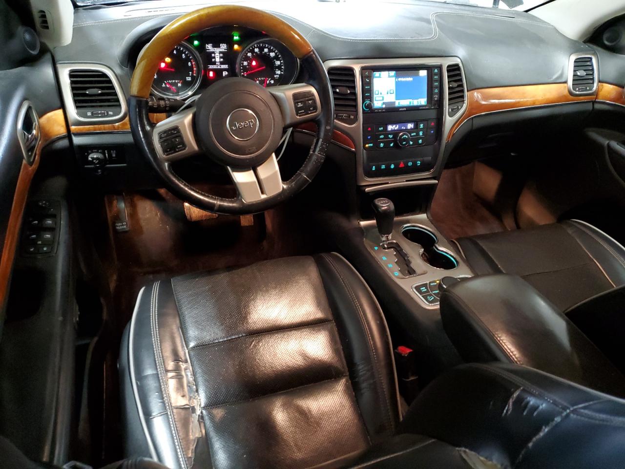2011 Jeep Grand Cherokee - Image 8