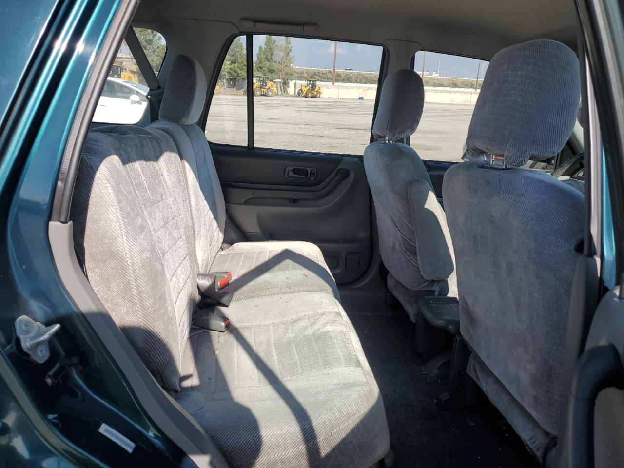 1998 Honda CR-V - Image 11