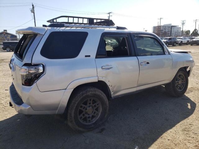 2023 TOYOTA 4RUNNER SE