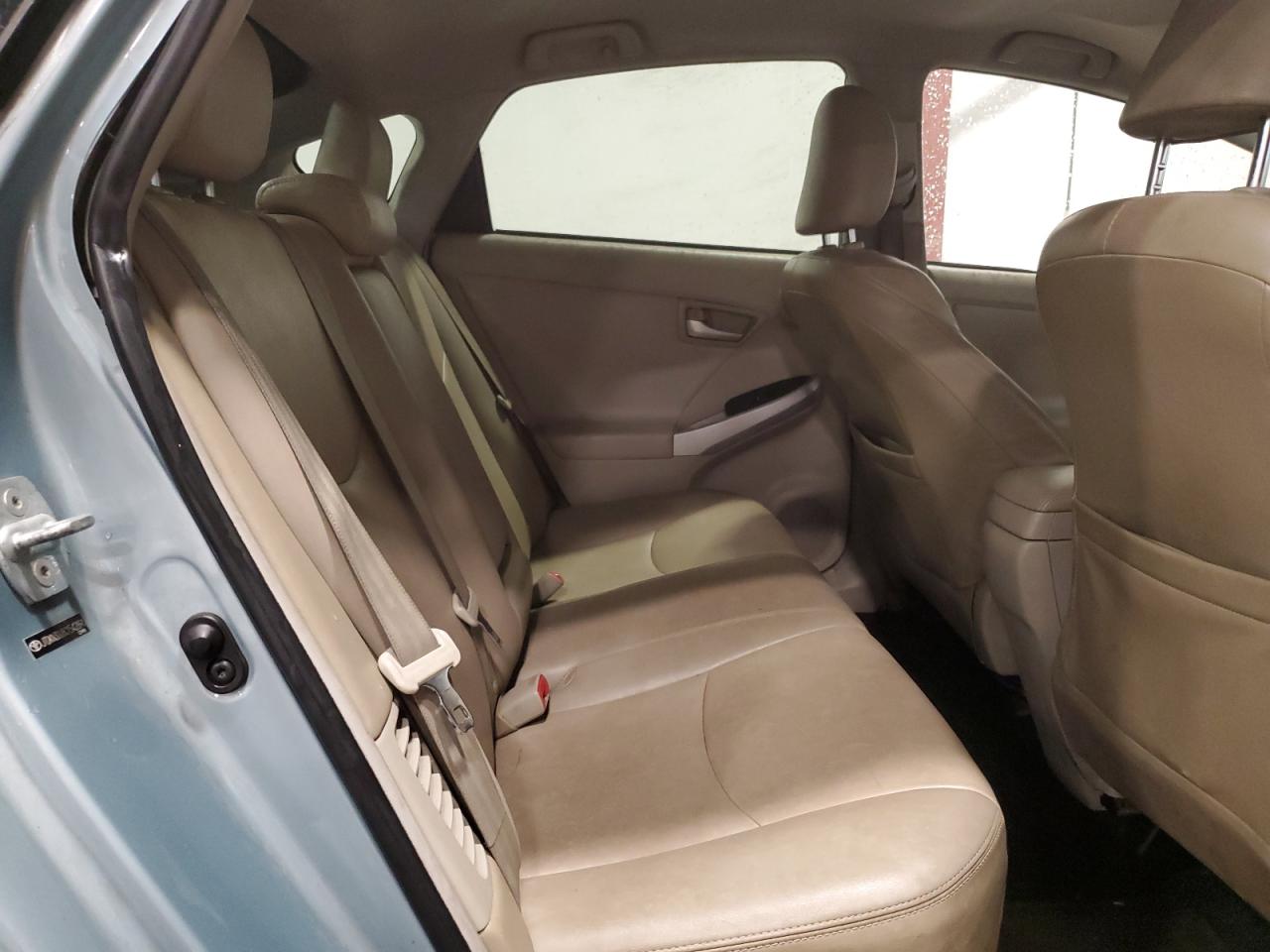 2012 Toyota Prius - Image 10