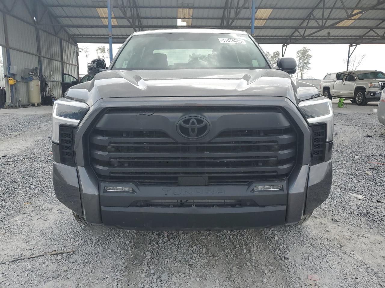 2024 Toyota Tundra - Image 5