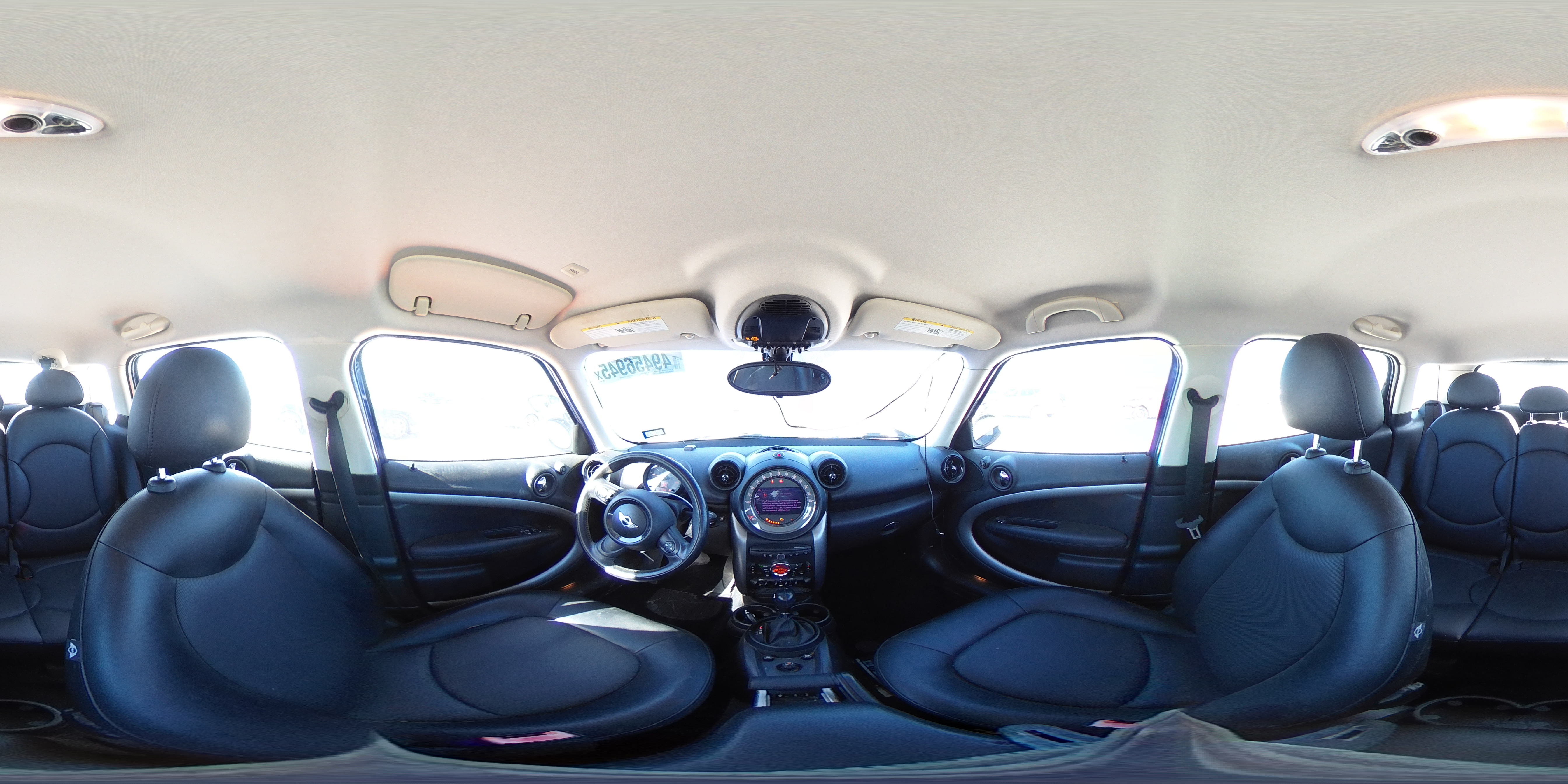 2015 MINI Cooper - Image 13