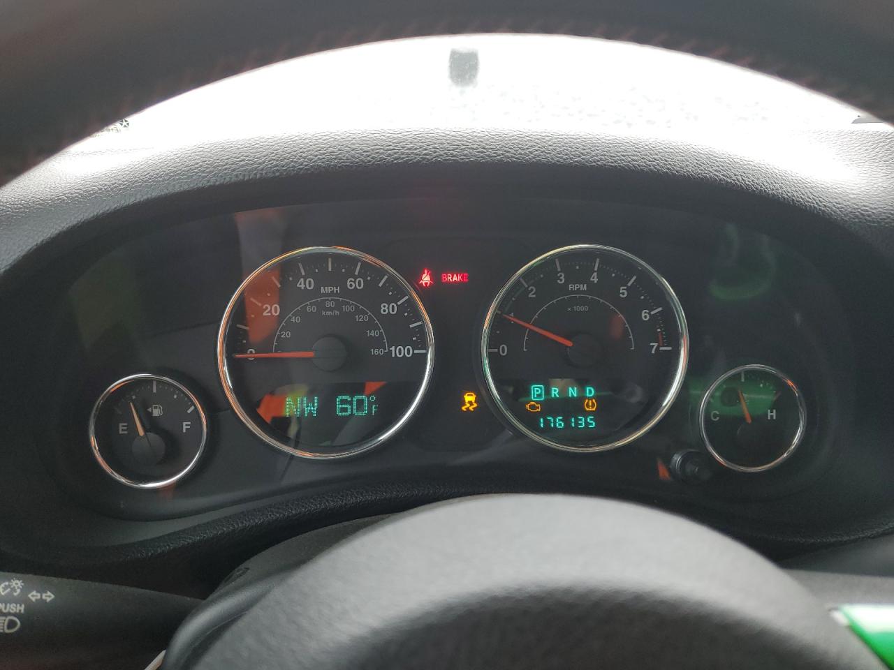 2012 Jeep Wrangler - Image 9