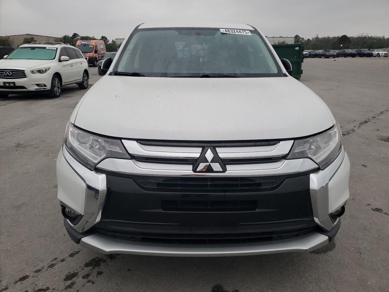 2018 Mitsubishi Outlander - Image 5