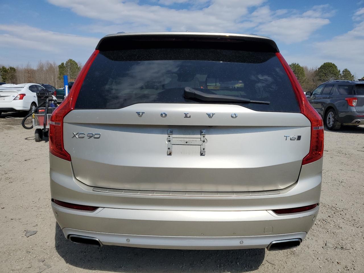 2016 Volvo XC90 - Image 6