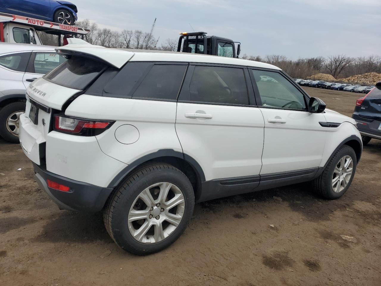 2017 Land Rover Range Rover - Image 3