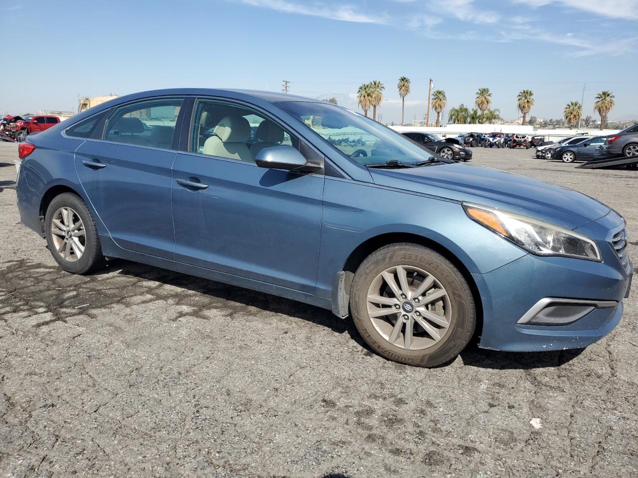 2017 Hyundai Sonata - Image 4