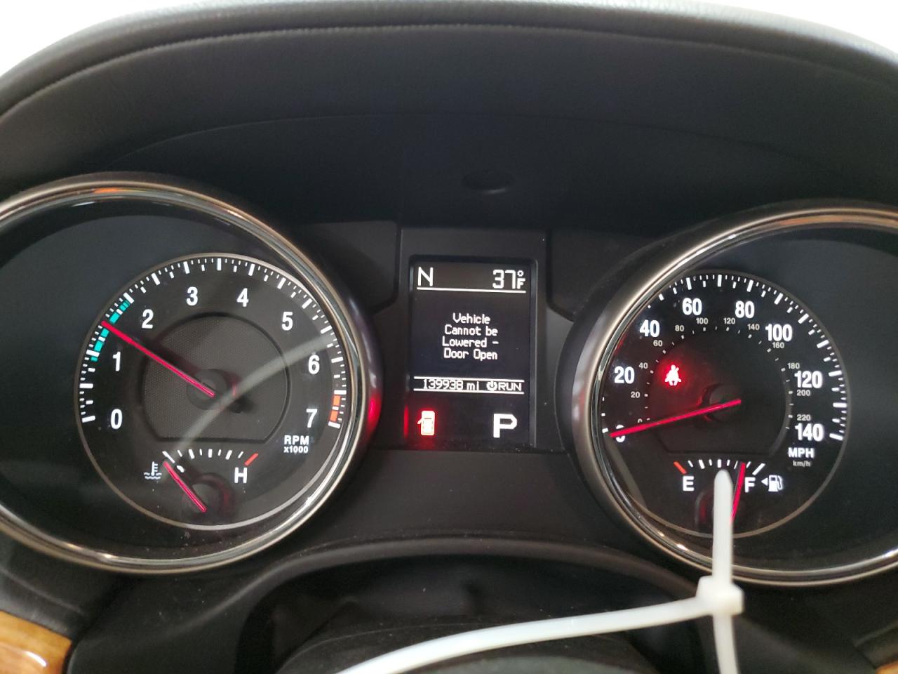 2011 Jeep Grand Cherokee - Image 9