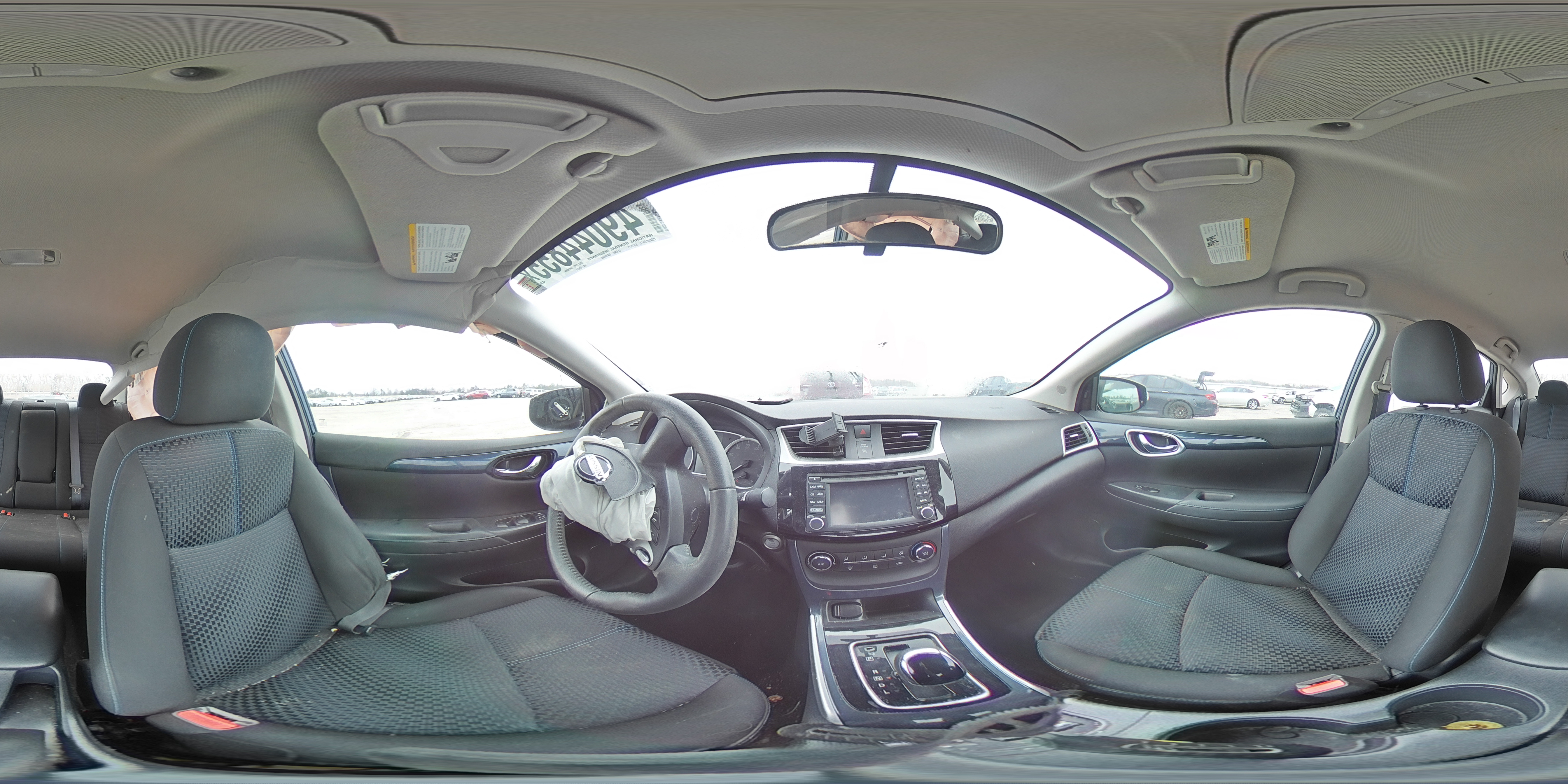 2016 Nissan Sentra - Image 13
