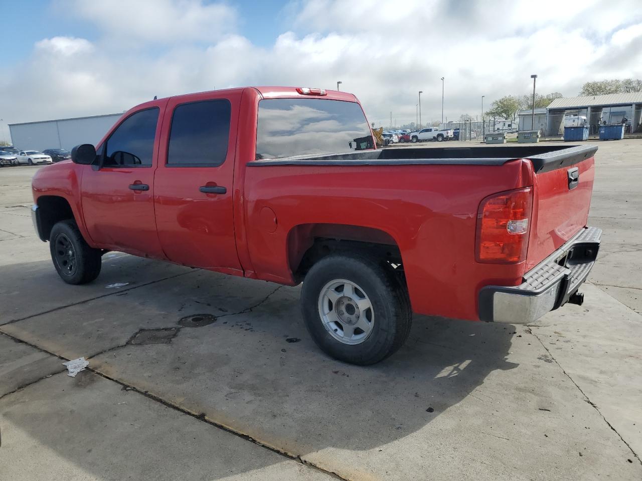 2013 Chevrolet Silverado - Image 2
