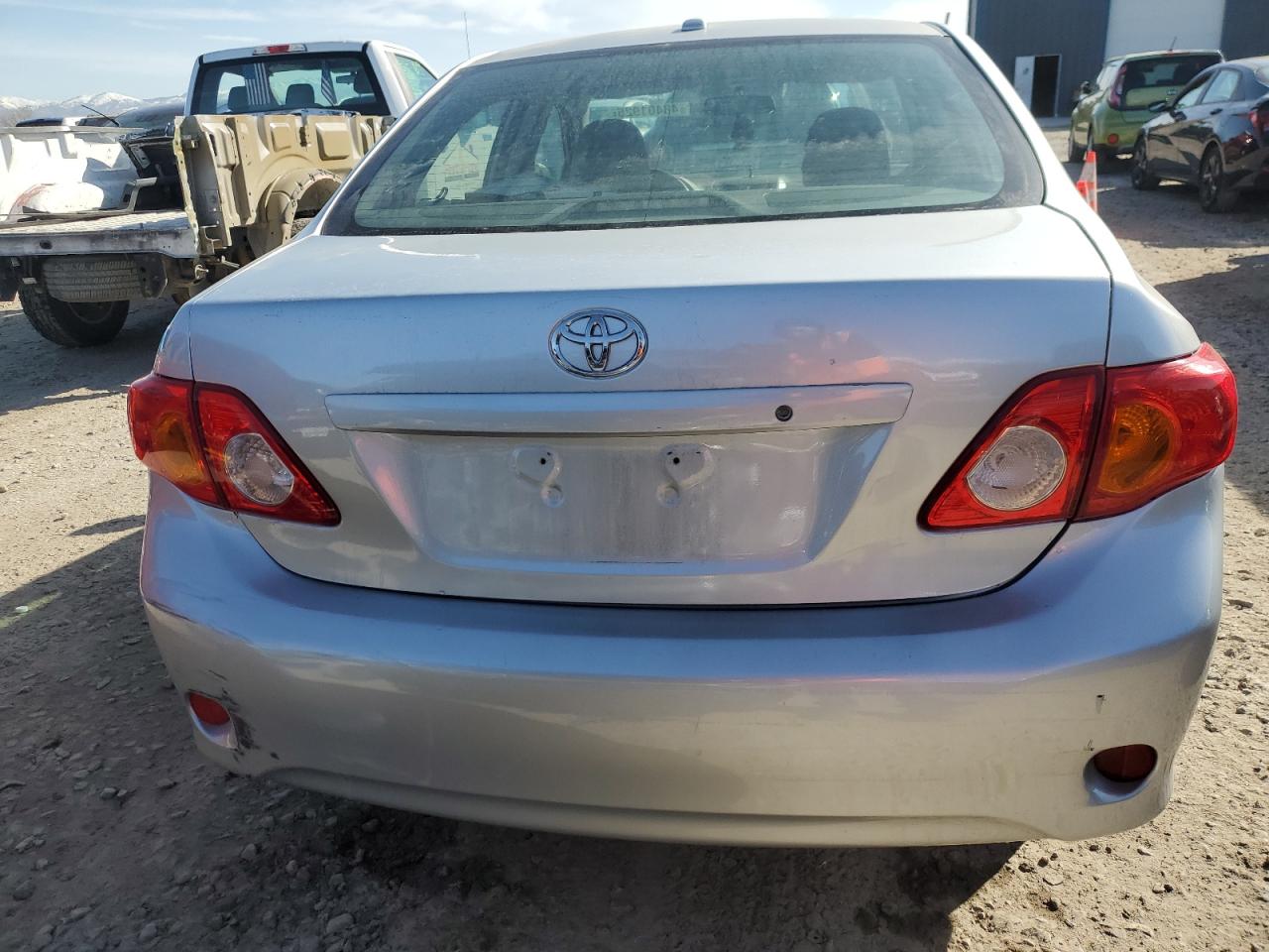 2010 Toyota Corolla - Image 6