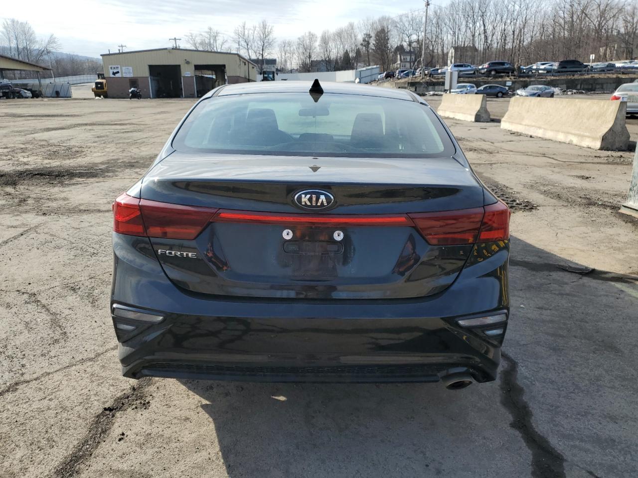 2020 Kia Forte - Image 6