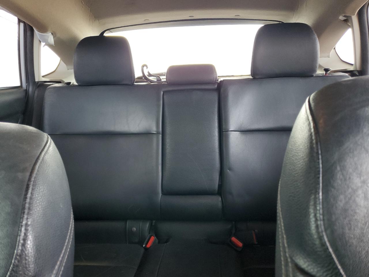 2014 Subaru XV - Image 10