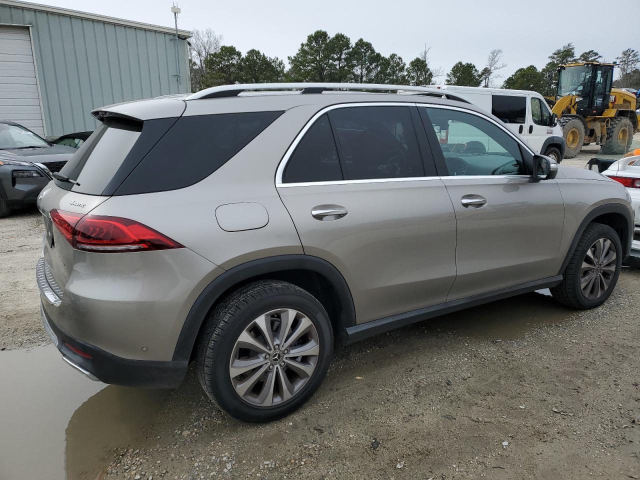 2020 Mercedes-Benz GLE - Image 3