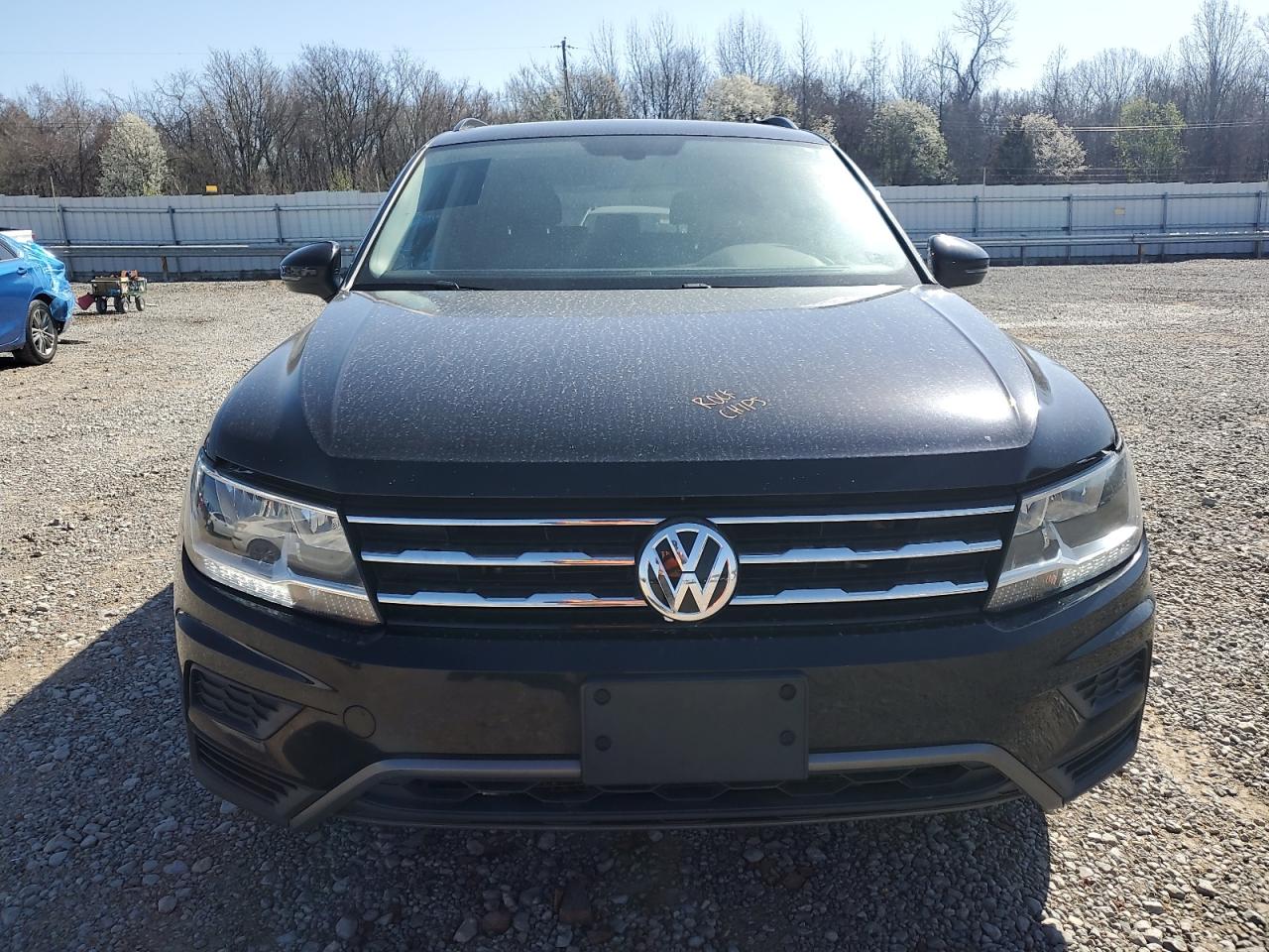 2021 Volkswagen Tiguan - Image 5