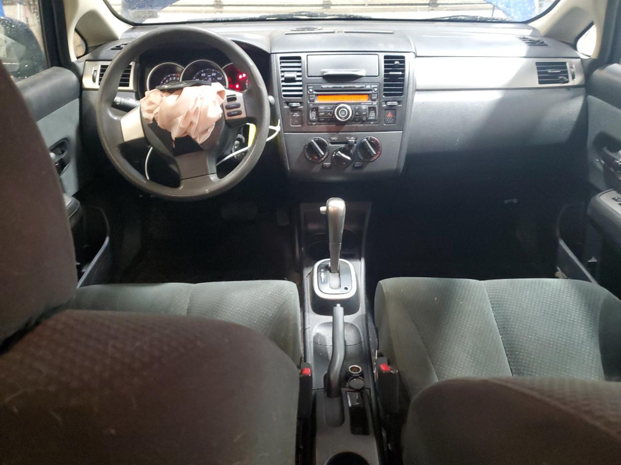 2011 Nissan Versa - Image 8