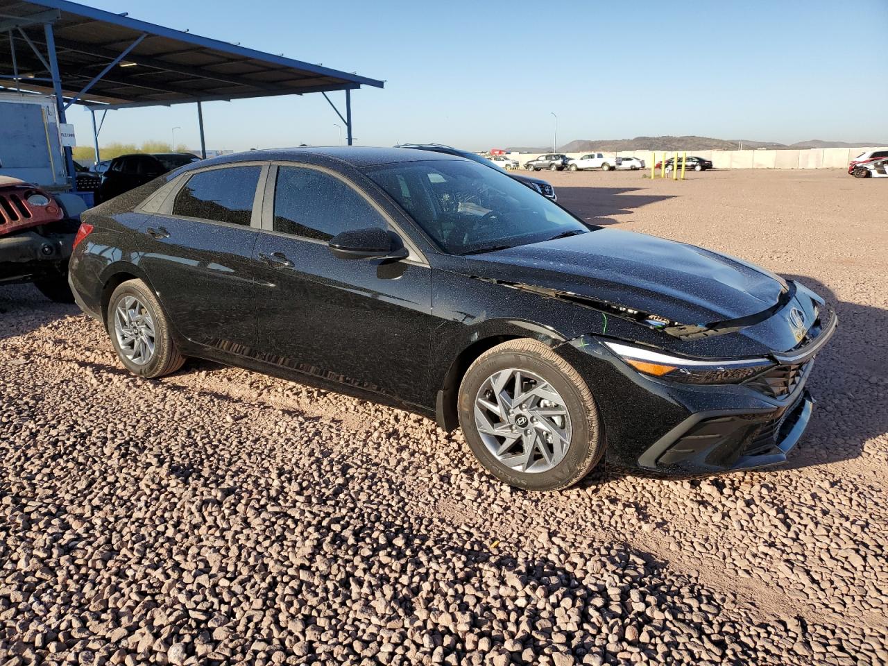 2024 Hyundai Elantra - Image 4