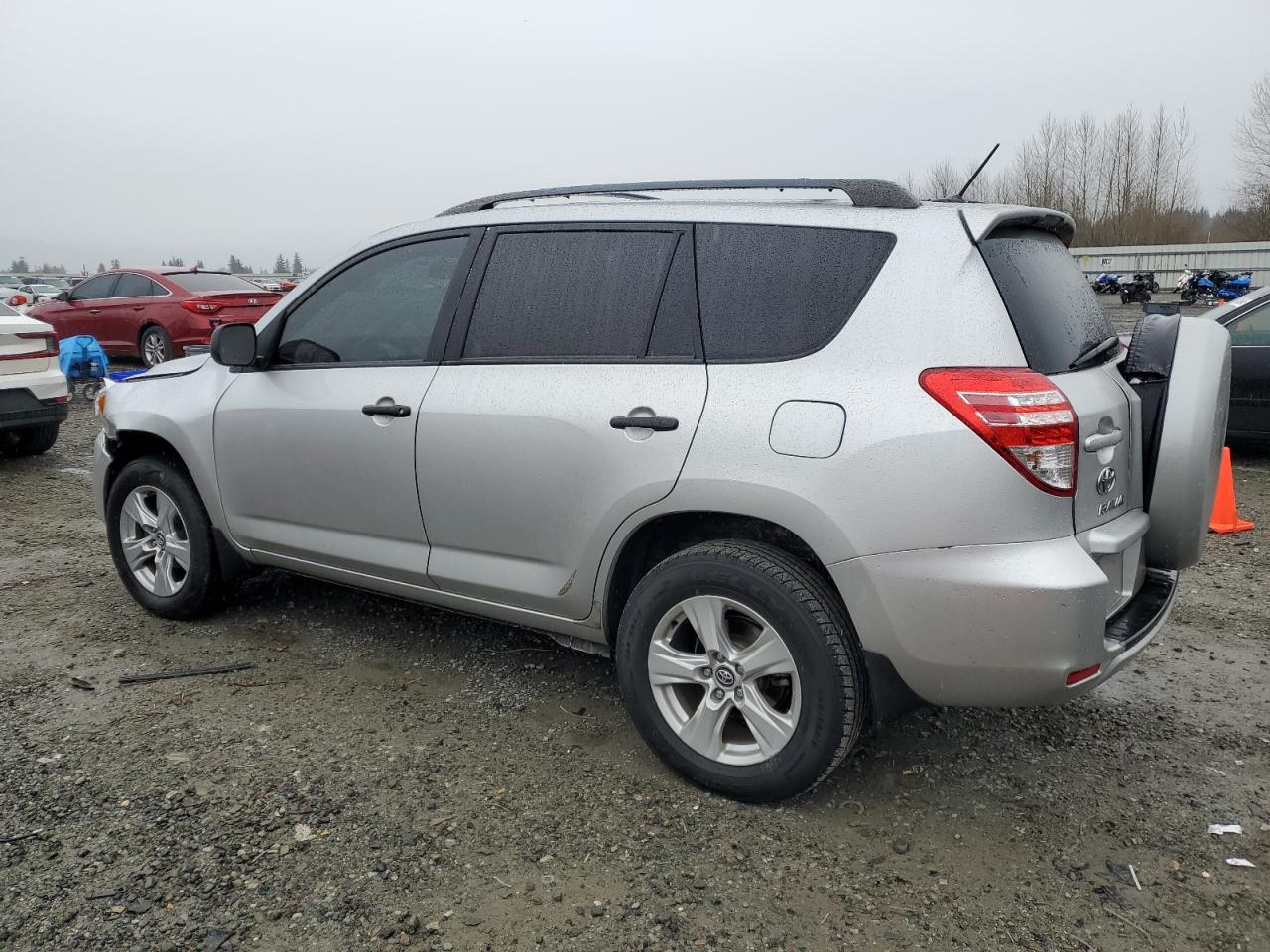 2011 Toyota RAV 4 - Image 2