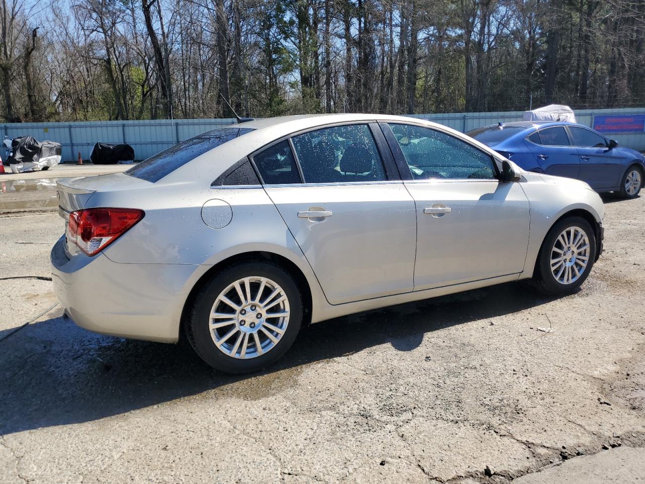 2014 Chevrolet Cruze - Image 3