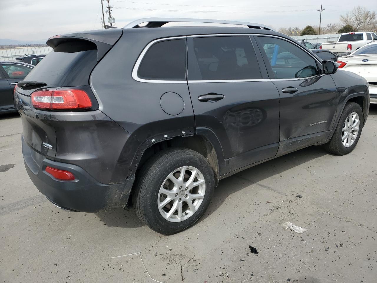 2016 Jeep Grand Cherokee - Image 3
