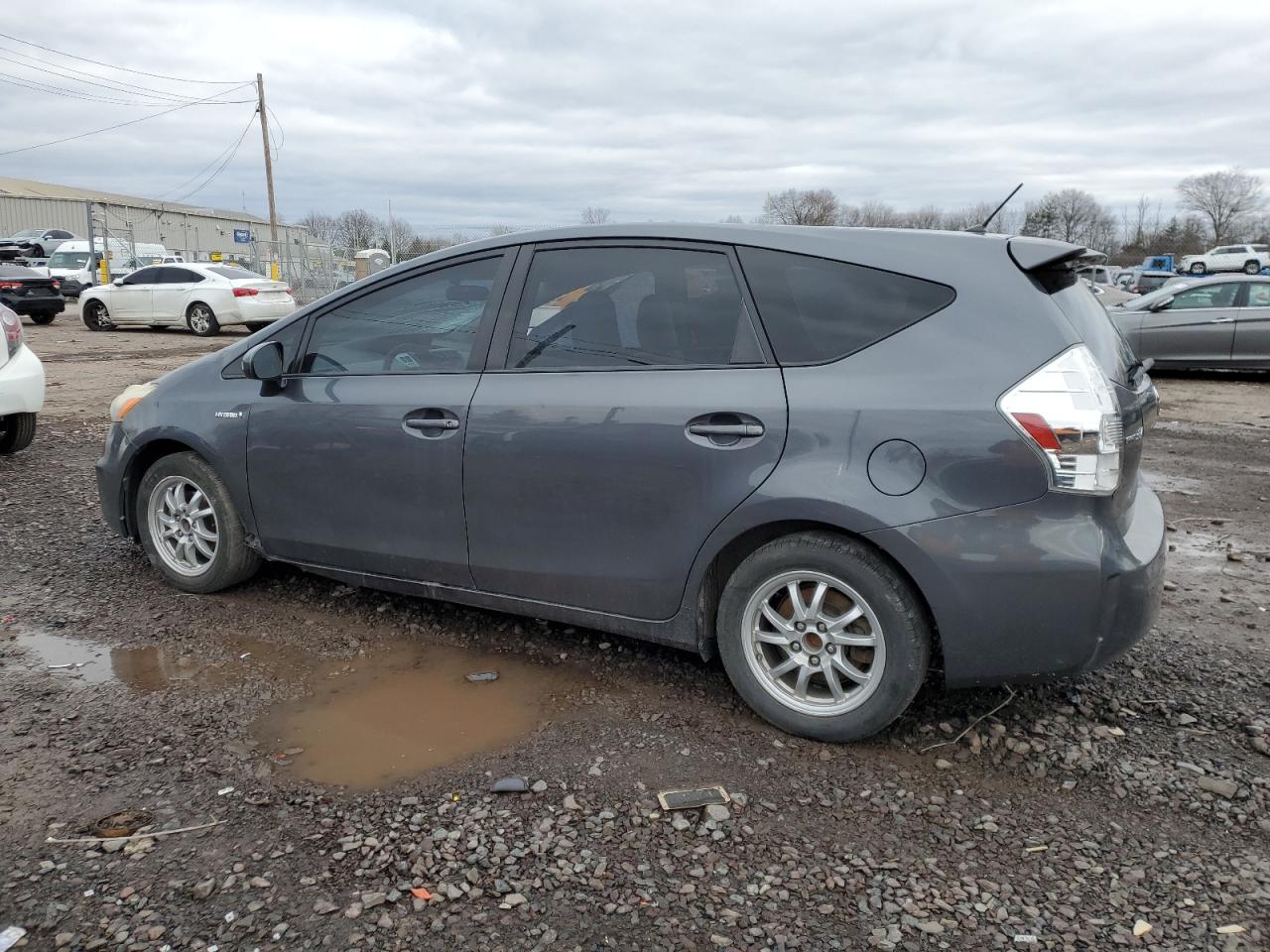 2012 Toyota Prius - Image 2