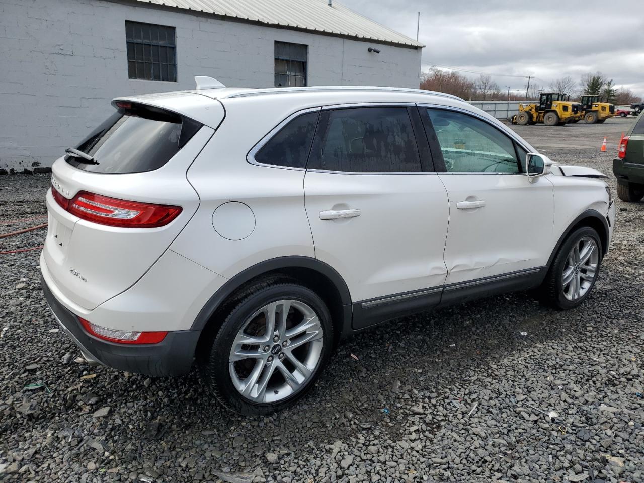 2017 Lincoln MKC - Image 3