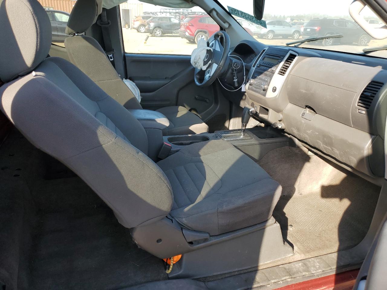 2015 Nissan Navara (Frontier) - Image 10