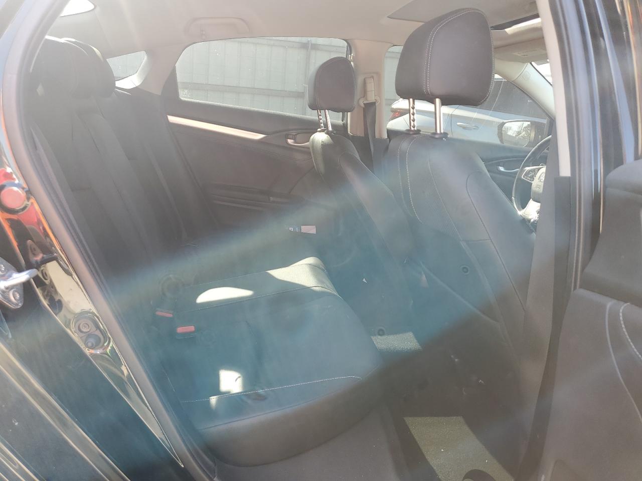 2018 Honda Civic - Image 10