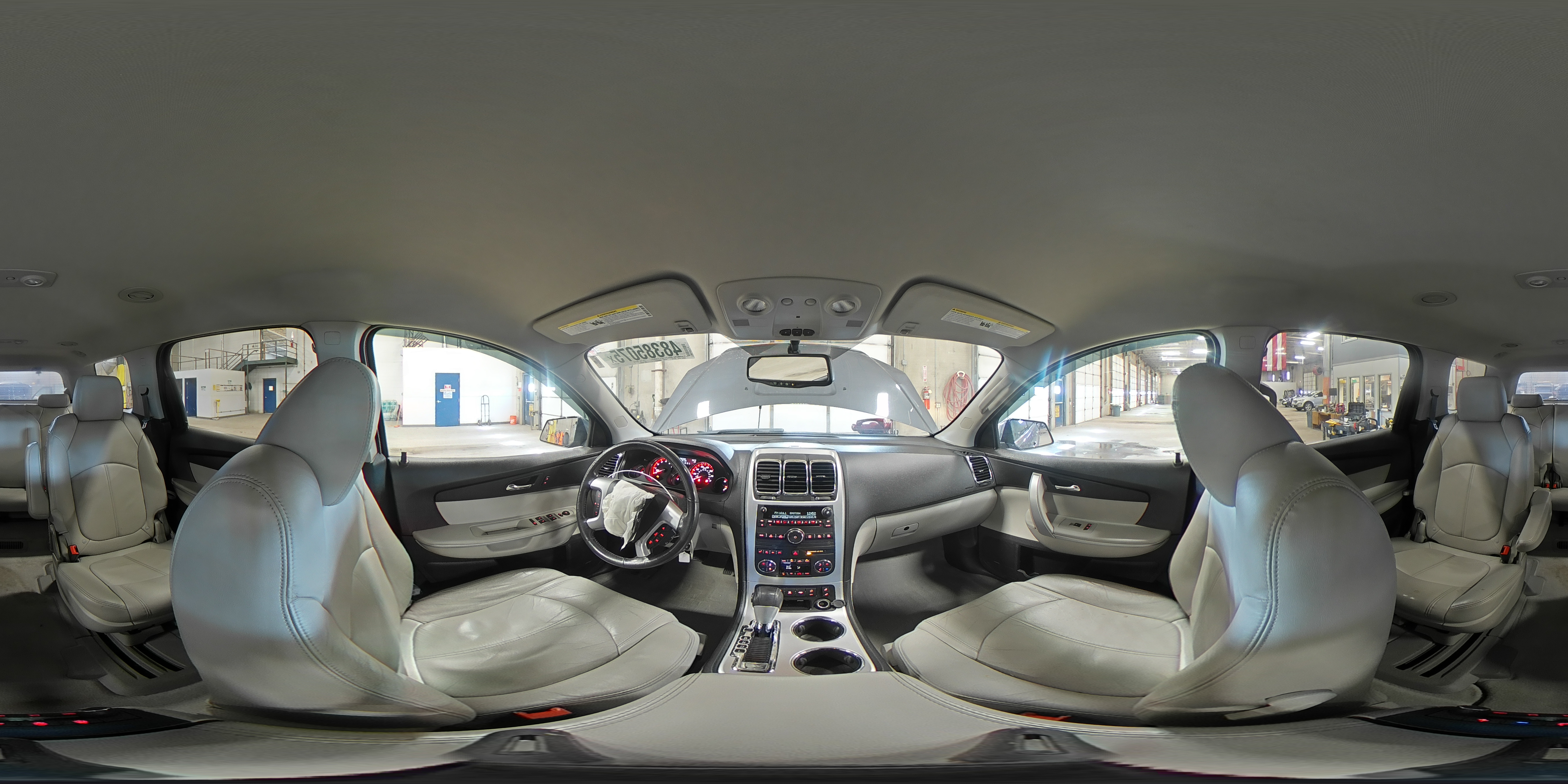 2011 GMC Acadia - Image 14