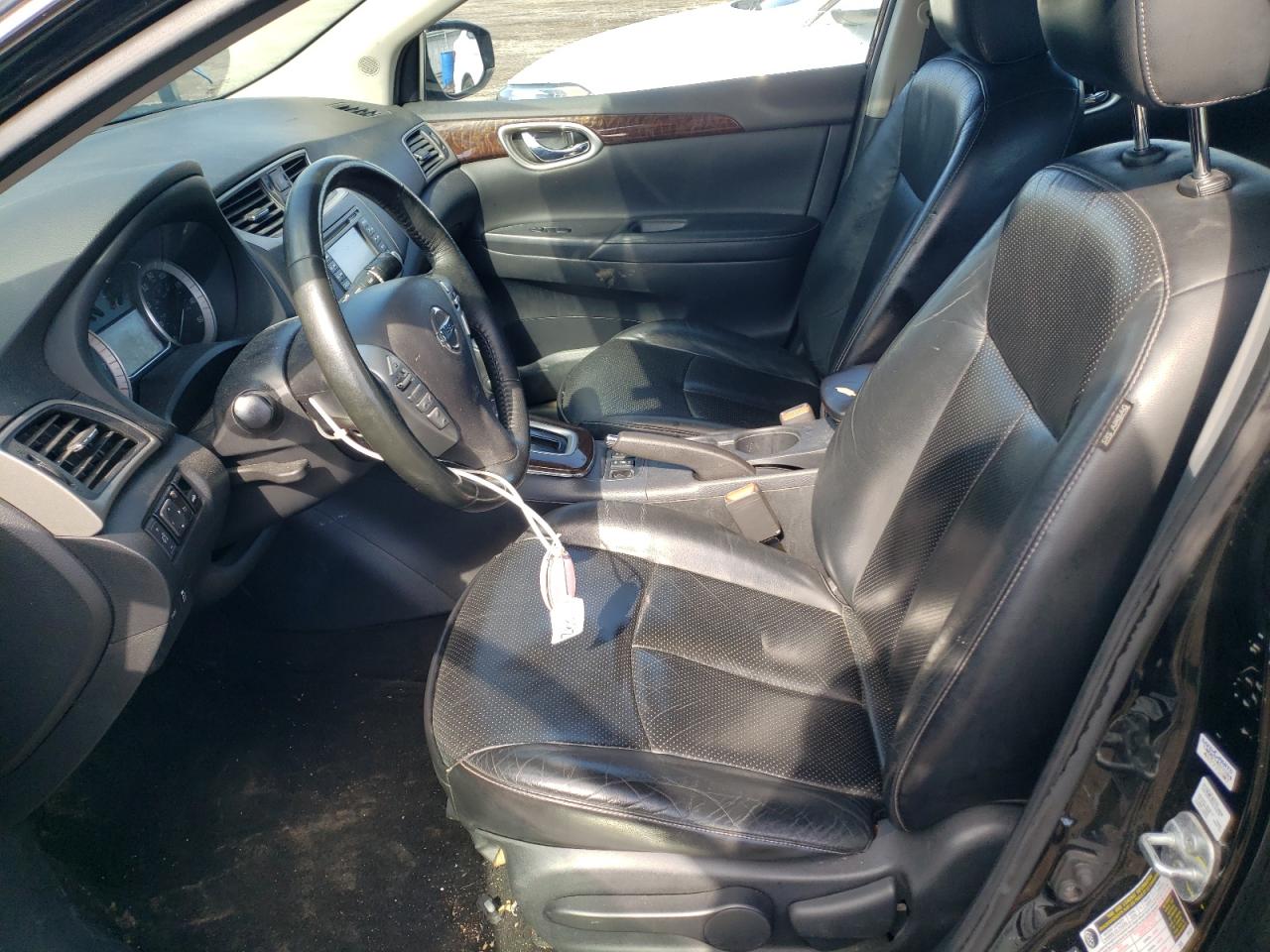 2015 Nissan Sentra - Image 7