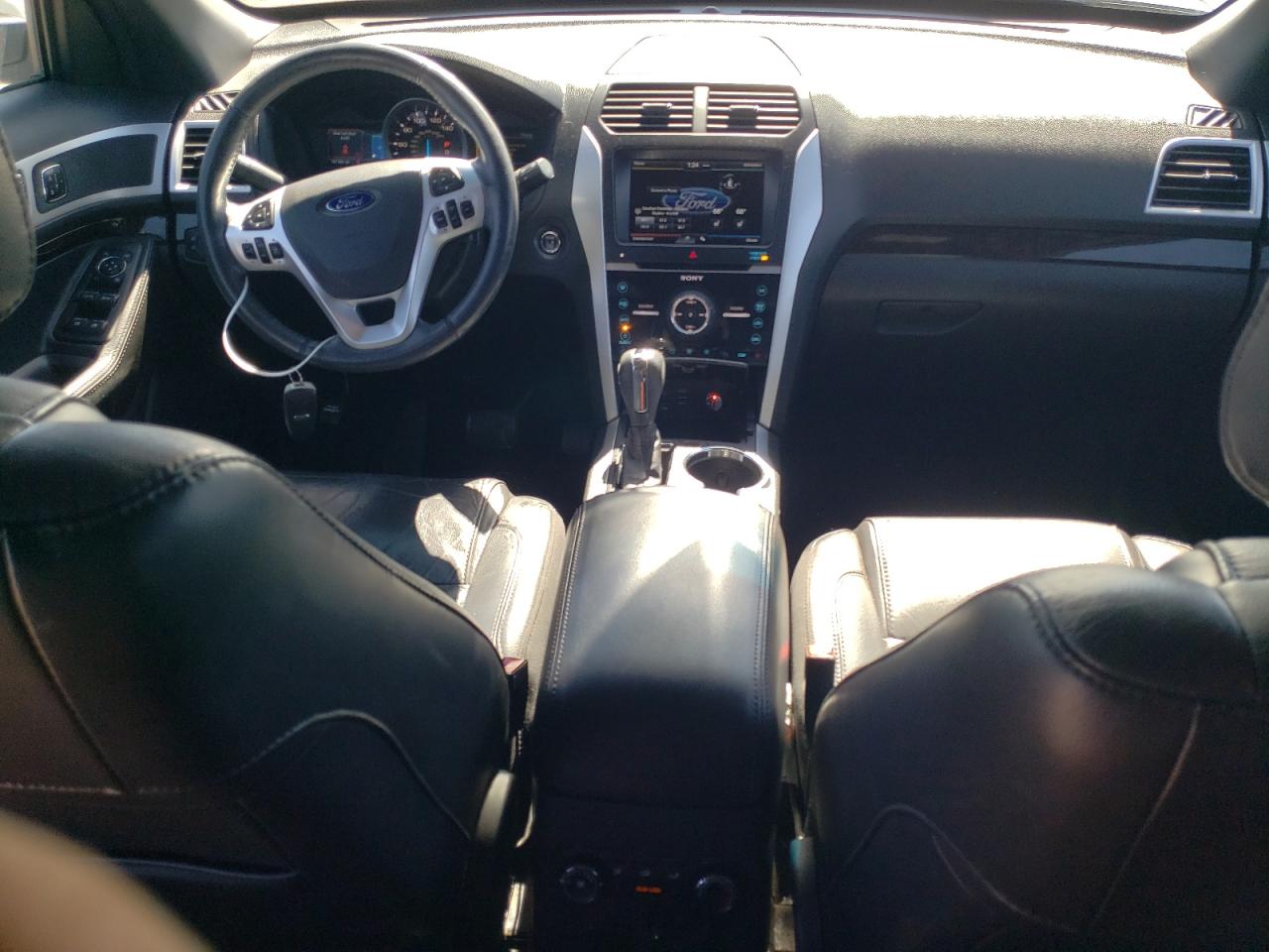2015 Ford Explorer - Image 8