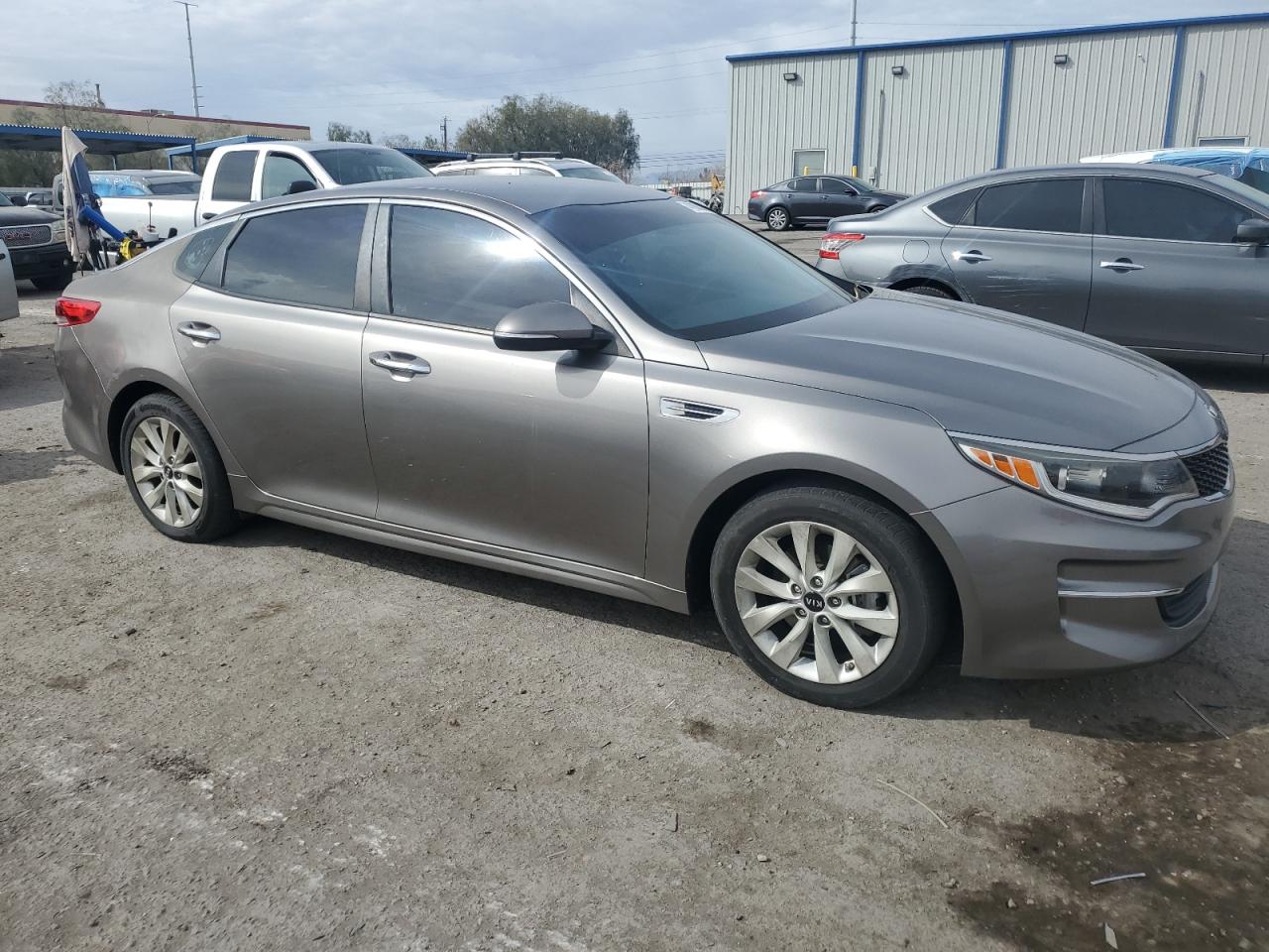 2016 Kia Optima - Image 4