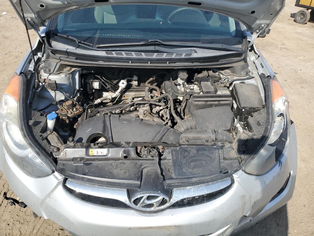 2013 Hyundai Elantra - Image 11