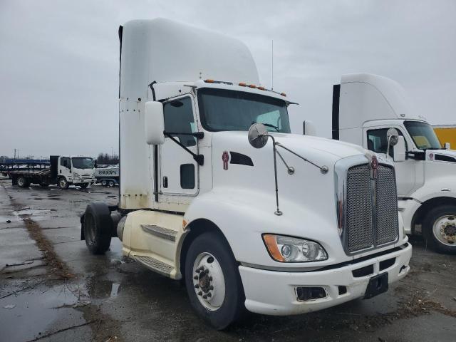 2010 Kenworth Construction T660