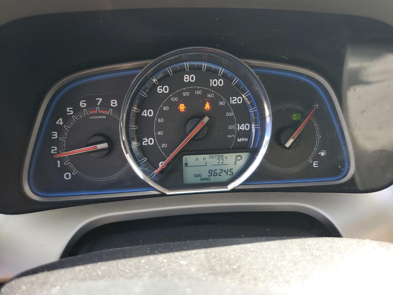 2015 Toyota RAV 4 - Image 9
