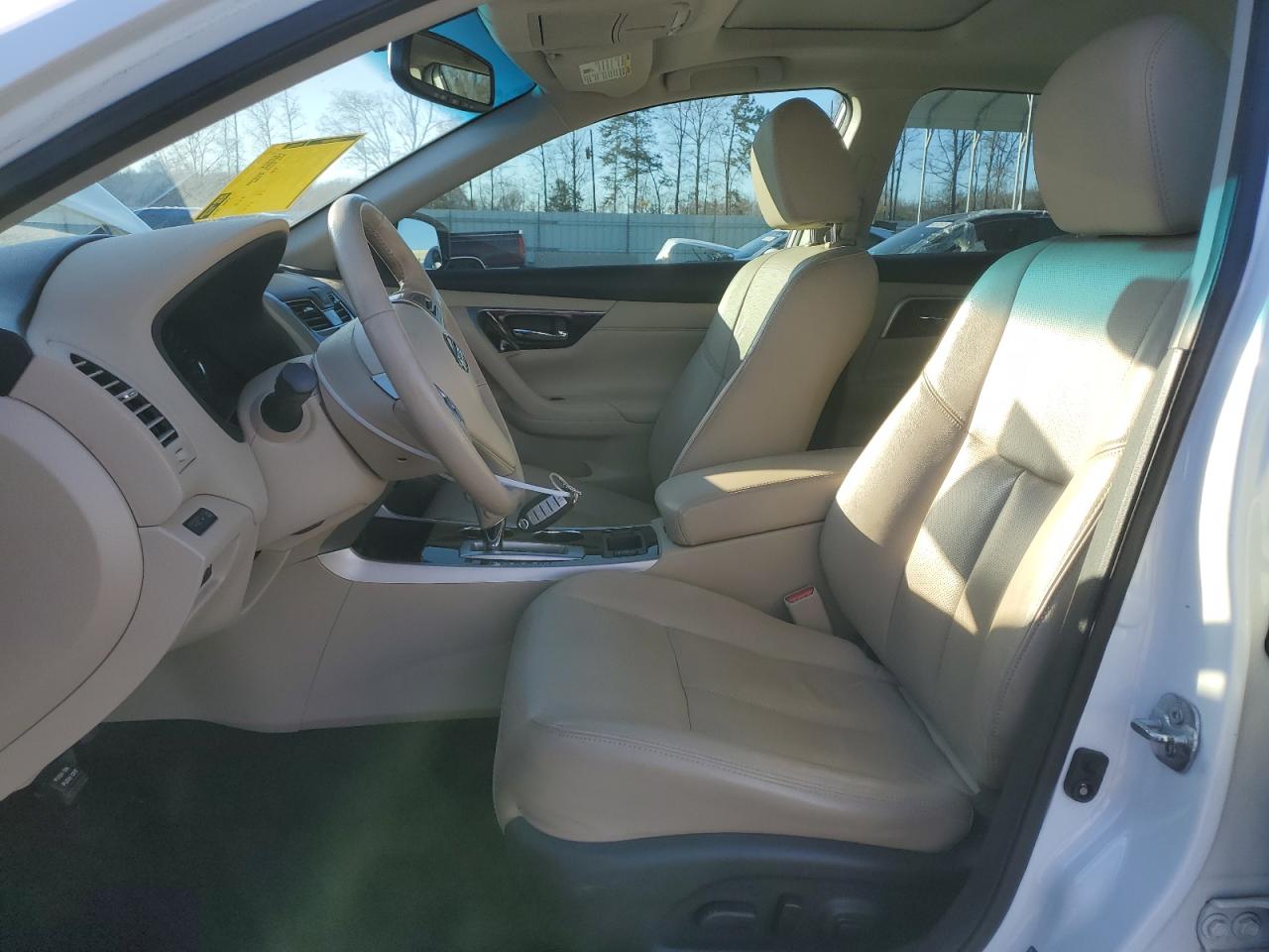 2015 Nissan Altima - Image 7
