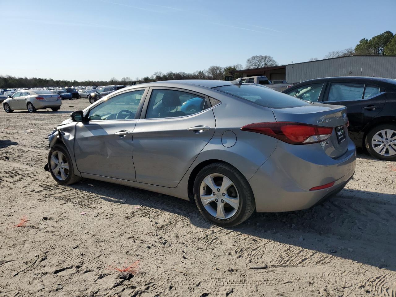 2016 Hyundai Elantra - Image 2