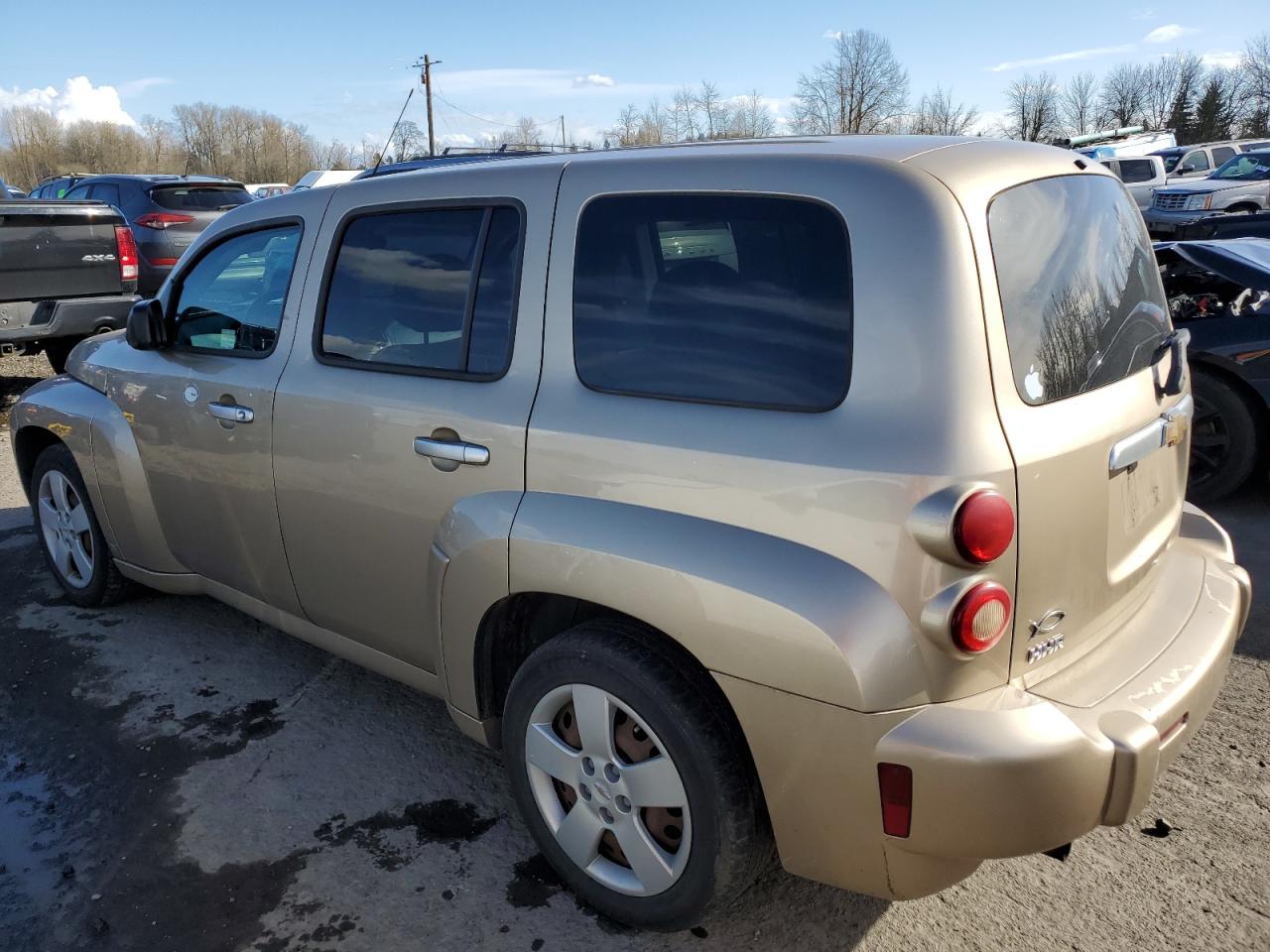 2007 Chevrolet HHR - Image 2