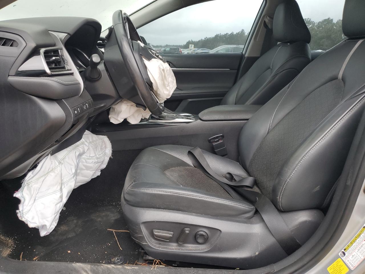 2019 Toyota Camry - Image 7
