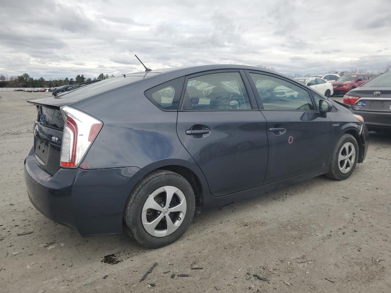 2014 Toyota Prius - Image 3