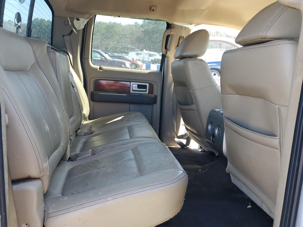 2010 Ford F-150 - Image 11