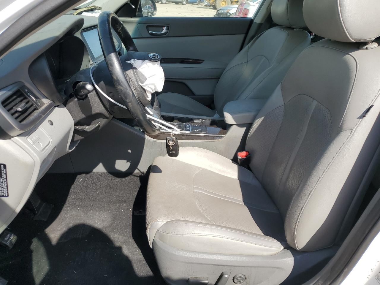 2016 Kia Optima - Image 7