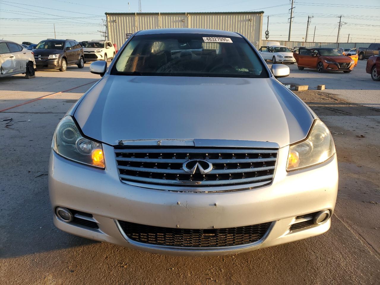 2010 Infiniti M - Image 5