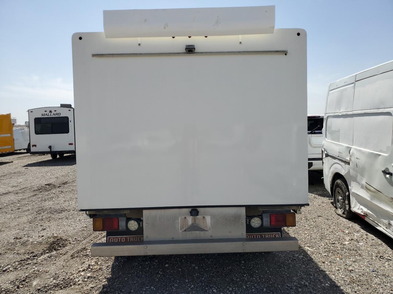 2017 Isuzu Npr Hd VIN: 54DC4W1C5HS800978 Lot: 48432035