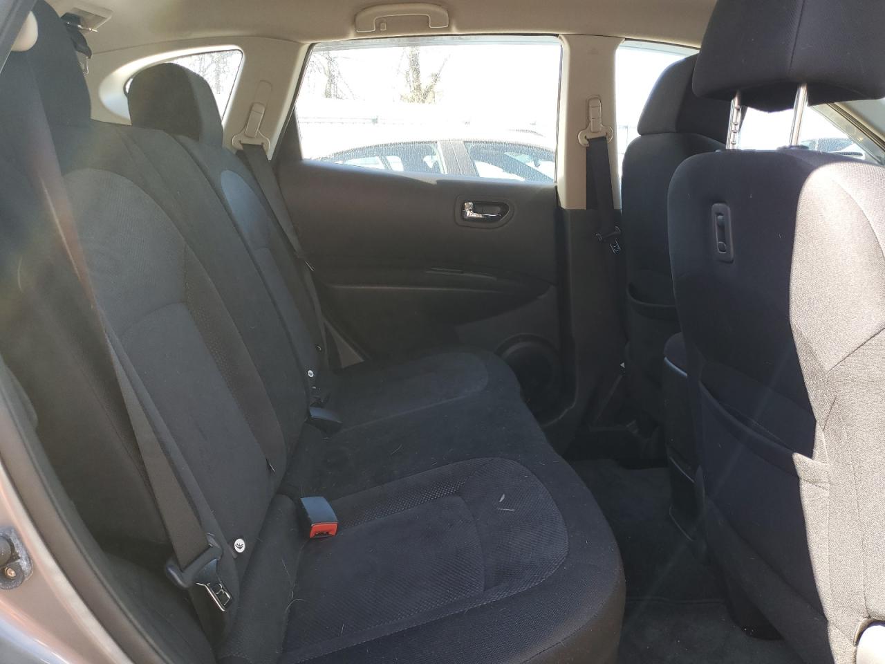 2012 Nissan Rogue - Image 11